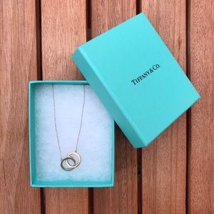 Interlocking pendant necklace from Tiffany’s